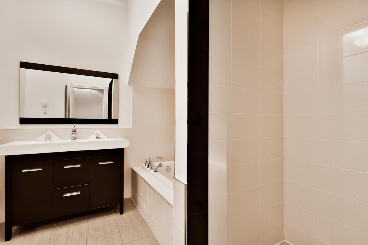 Le St-Lau Loft Daire Montréal Dış mekan fotoğraf