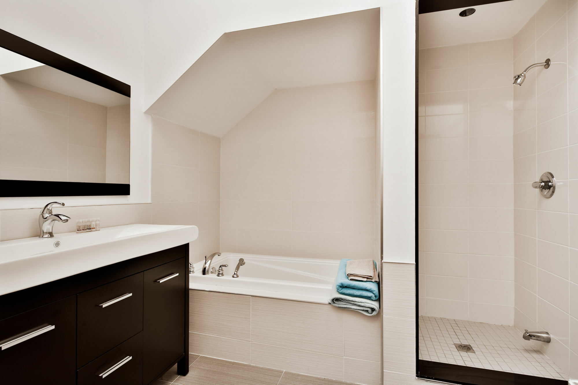 Le St-Lau Loft Daire Montréal Dış mekan fotoğraf